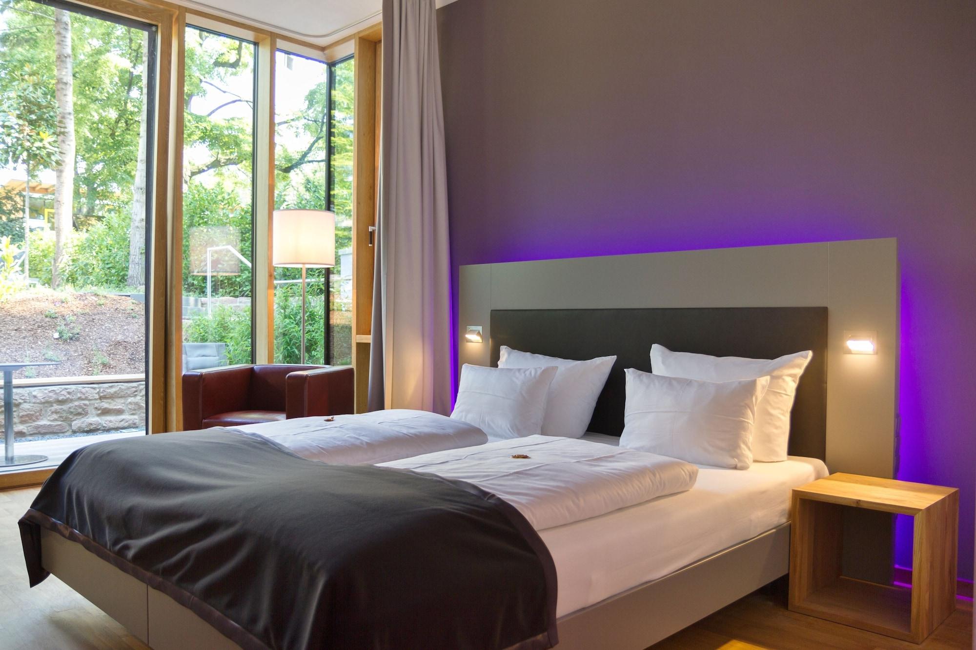 Hotel Qube Bergheim 4*
